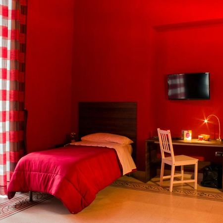 Holiday Naples Art Rooms Bagian luar foto