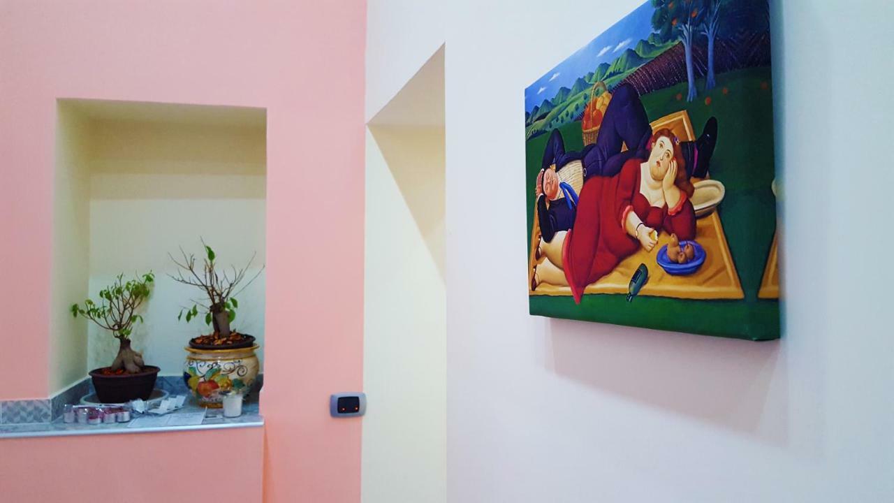 Holiday Naples Art Rooms Bagian luar foto