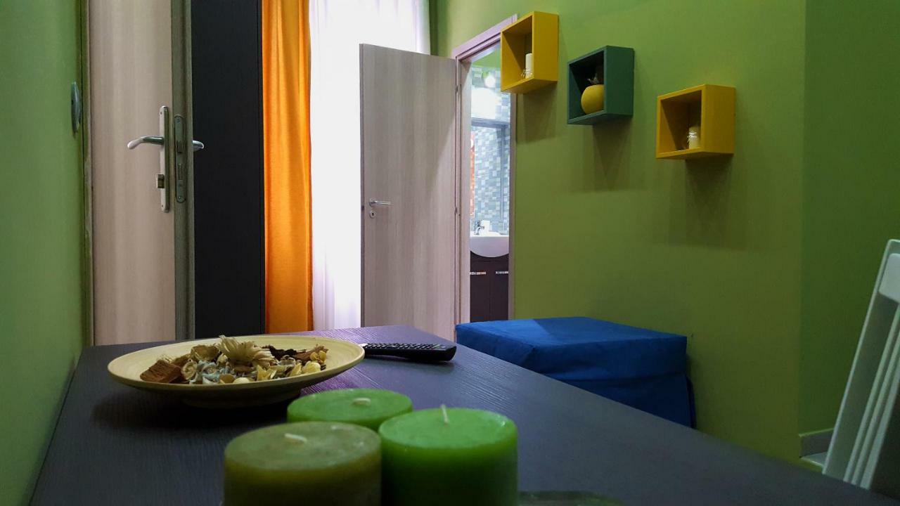 Holiday Naples Art Rooms Bagian luar foto
