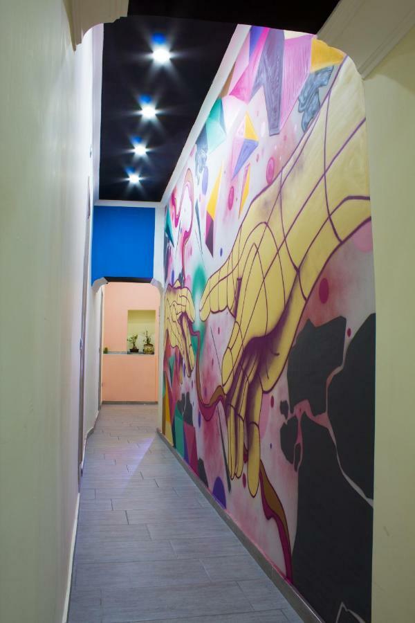 Holiday Naples Art Rooms Bagian luar foto