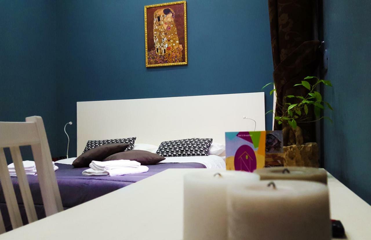 Holiday Naples Art Rooms Bagian luar foto